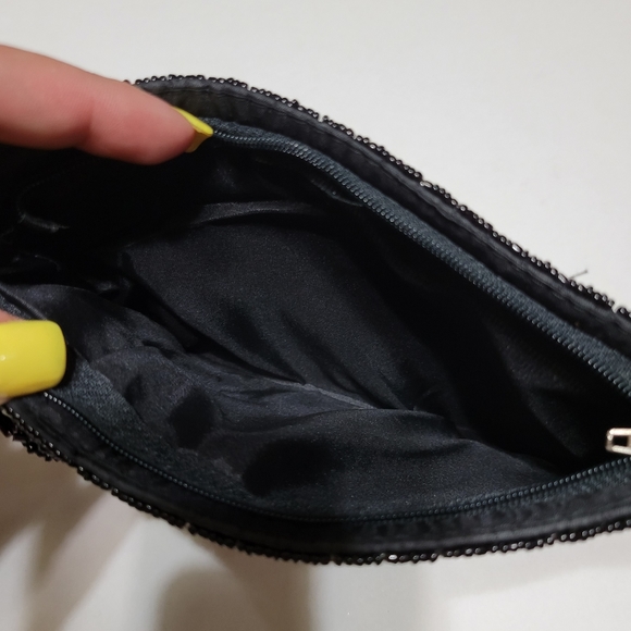 Embellished Black and Silver Beaded Wristlet with Flower - Picture 4 of 5